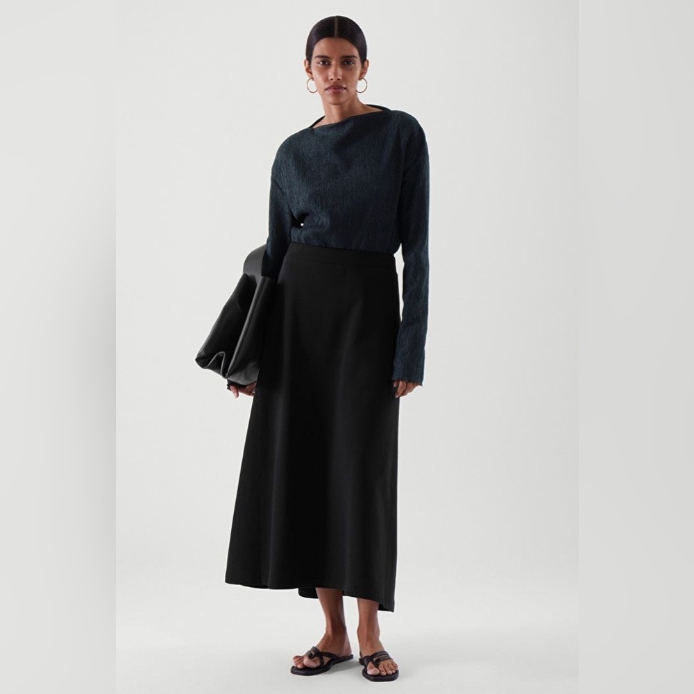 COS black pleated midi skirt NWT size M